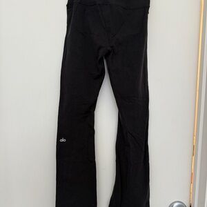 Alo Yoga Pants